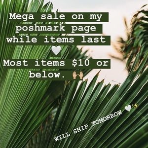 MEGA SALES WHILE ITEMS LAST! $10 sale 💚🌴